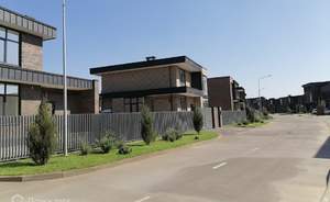 Дом 187м&sup2;, 2-этажный, участок 6 сот.  