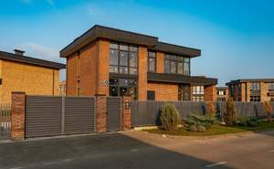 Дом 173м², 2-этажный, участок 7 сот.  