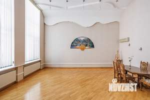 Дом 475м², 2-этажный, участок 8 сот.  