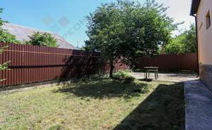 Дом 350м&sup2;, 2-этажный, участок 4 сот.  