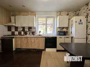 Дом 64м&sup2;, 2-этажный, участок 4 сот.  