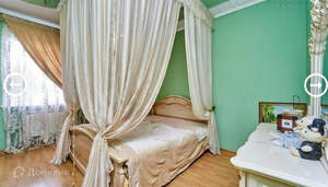 Дом 260м&sup2;, 2-этажный, участок 10 сот.  