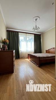 Дом 192м&sup2;, 2-этажный, участок 4 сот.  