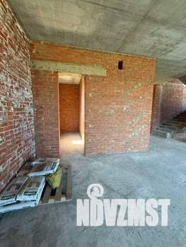 Коттедж 259м², 2-этажный, участок 6 сот.  