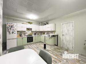 Дом 145м², 2-этажный, участок 3 сот.  