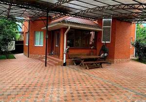 Дом 172м&sup2;, 2-этажный, участок 4 сот.  