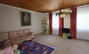 Дом 204м&sup2;, 3-этажный, участок 4 сот.  