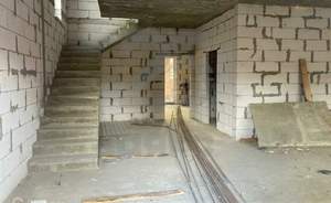 Дом 196м&sup2;, 2-этажный, участок 4 сот.  