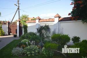 Дом 300м&sup2;, 2-этажный, участок 6 сот.  