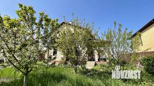 Дом 200м&sup2;, 2-этажный, участок 8 сот.  