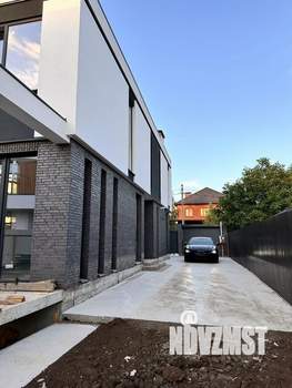 Дом 200м², 2-этажный, участок 5 сот.  