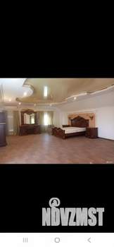 Дом 400м&sup2;, 2-этажный, участок 8 сот.  