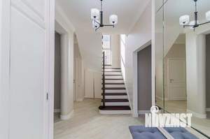 Дом 152м&sup2;, 2-этажный, участок 4 сот.  