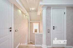 Дом 359м&sup2;, 2-этажный, участок 5 сот.  