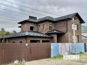 Дом 380м&sup2;, 2-этажный, участок 10 сот.  