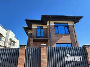 Дом 160м&sup2;, 2-этажный, участок 4 сот.  