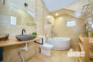 Дом 111м&sup2;, 2-этажный, участок 3 сот.  