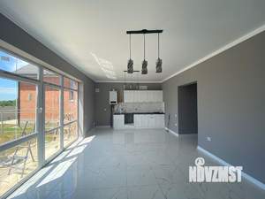 Дом 137м&sup2;, 2-этажный, участок 4 сот.  