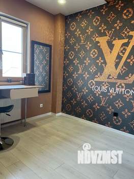 Дом 165м², 2-этажный, участок 6 сот.  