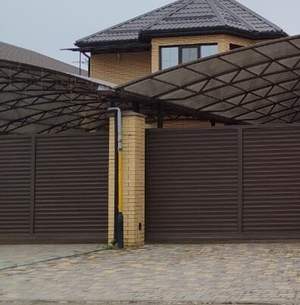 Дом 114м², 2-этажный, участок 4 сот.  