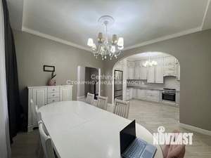 Дом 195м&sup2;, 2-этажный, участок 5 сот.  