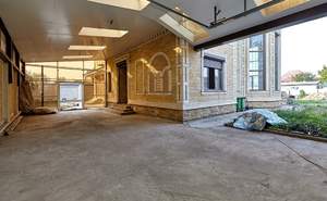 Дом 250м², 2-этажный, участок 0 сот.  