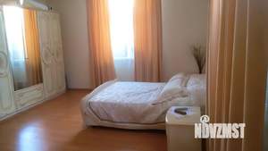 Дом 280м², 3-этажный, участок 2 сот.  