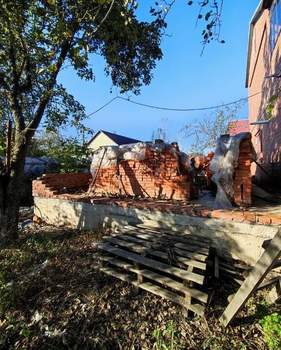 Дом 100м&sup2;, 2-этажный, участок 4 сот.  