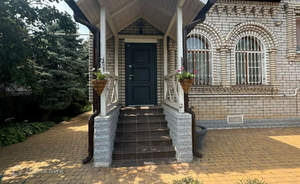 Дом 264м&sup2;, 2-этажный, участок 10 сот.  