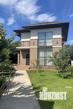 Дом 290м&sup2;, 2-этажный, участок 10 сот.  