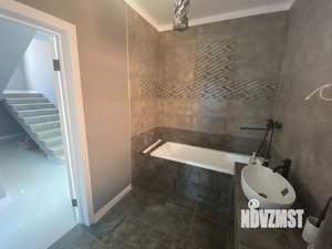 Дом 137м&sup2;, 2-этажный, участок 4 сот.  