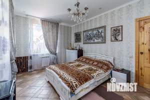 Дом 144м², 2-этажный, участок 4 сот.  