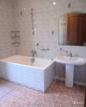 Дом 450м², 4-этажный, участок 0 сот.  