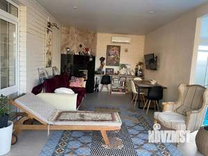 Дом 135м&sup2;, 2-этажный, участок 3 сот.  