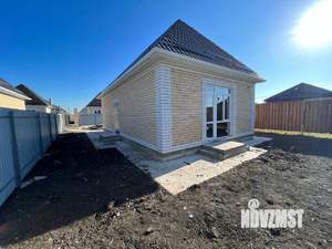 Дом 100м&sup2;, 2-этажный, участок 3 сот.  