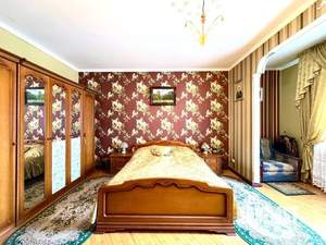 Дом 579м², 2-этажный, участок 14 сот.  