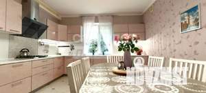 Дом 384м², 3-этажный, участок 10 сот.  