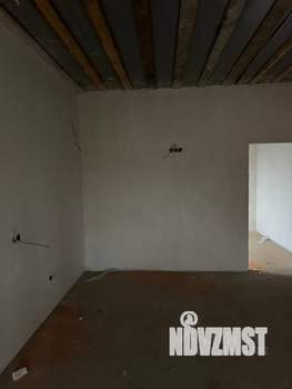 Дом 100м&sup2;, 1-этажный, участок 4 сот.  