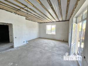 Дом 100м&sup2;, 1-этажный, участок 6 сот.  