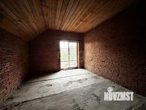 Дом 65м&sup2;, 2-этажный, участок 7 сот.  