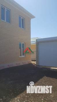 Дом 145м&sup2;, 2-этажный, участок 3 сот.  