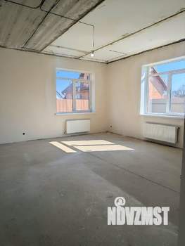 Коттедж 196м&sup2;, 2-этажный, участок 5 сот.  