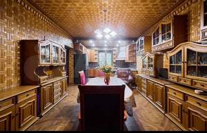 Дом 374м&sup2;, 3-этажный, участок 4 сот.  