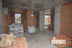 Дом 300м², 2-этажный, участок 4 сот.  