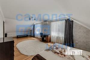 Дом 251м², 2-этажный, участок 14 сот.  