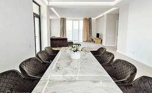 Дом 294м&sup2;, 2-этажный, участок 11 сот.  