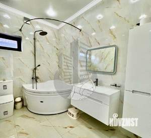 Дом 160м&sup2;, 2-этажный, участок 4 сот.  