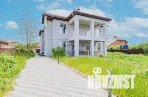 Дом 512м&sup2;, 2-этажный, участок 10 сот.  