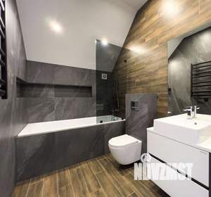 Дом 117м&sup2;, 2-этажный, участок 5 сот.  