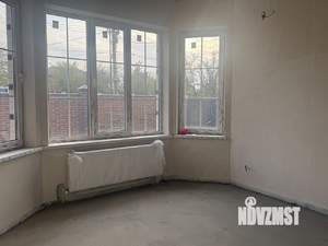 Дом 110м², 2-этажный, участок 5 сот.  